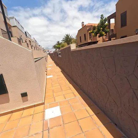 Apartamento Casa Montaña Amarilla 60 *